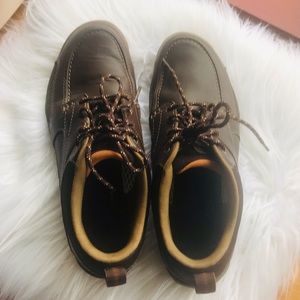 Man’s Rockport shoes